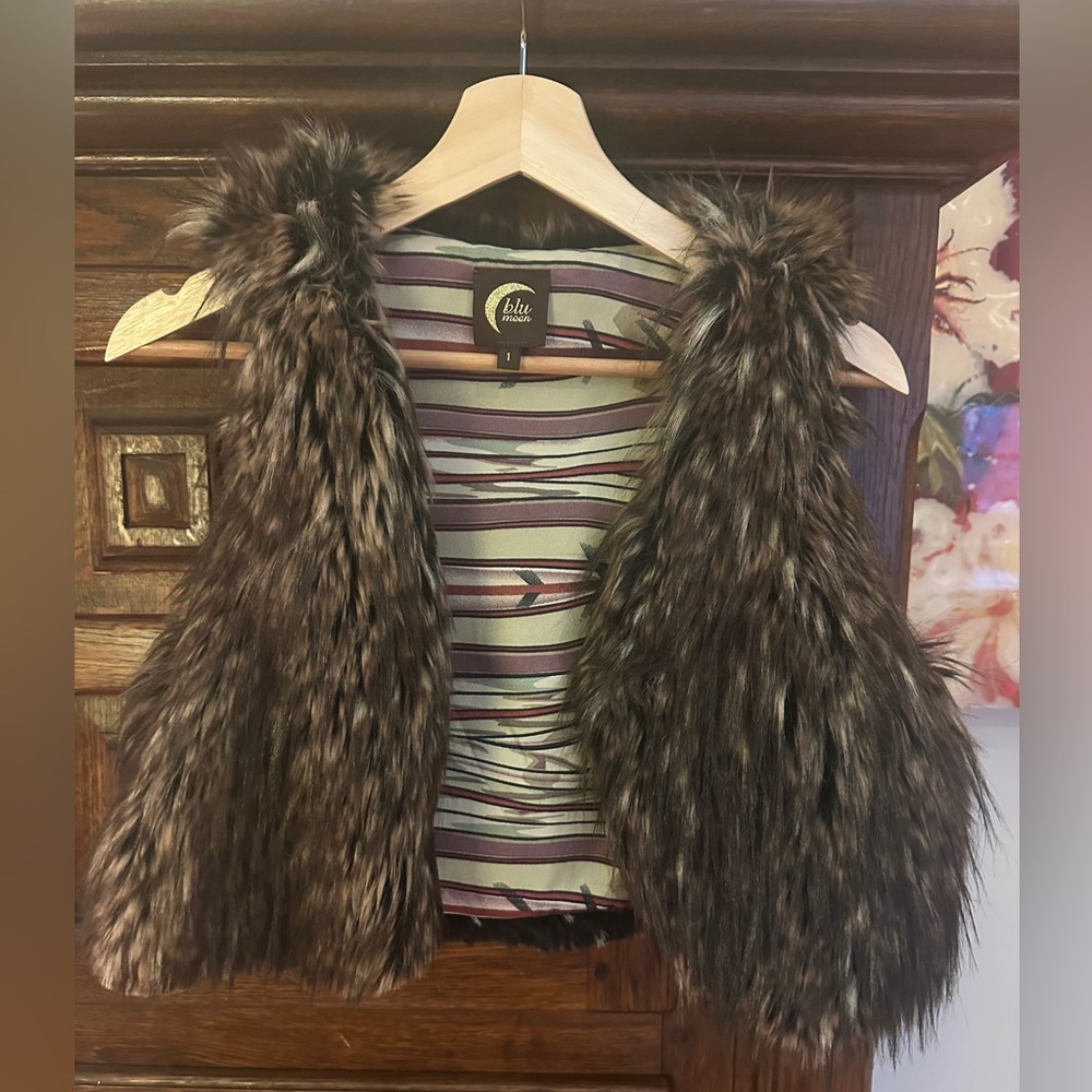 Vintage Blu Moon cropped fur vest